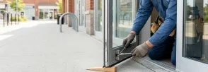 Repair Storefront Simcoeside, Oro-Medonte